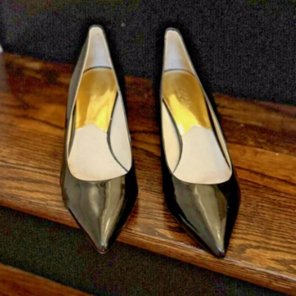 MICHAEL Michael Kors Black Leather Stiletto Heels Pumps Women's Sz 8.5